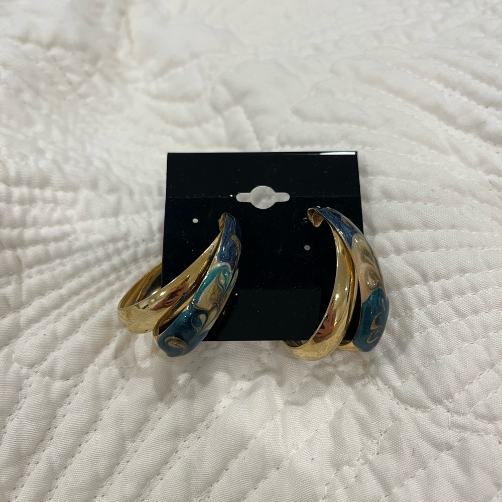 Vintage marbled gold statement earrings